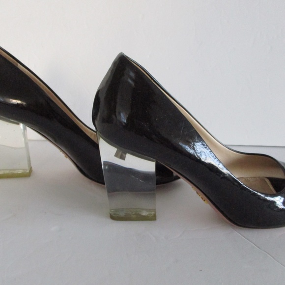 PRADA SHOES PUMP CLEAR HEELS PATENT BLACK COLOR SIZE 36 MADE IN ITALY USED COND. - Picture 6 of 16
